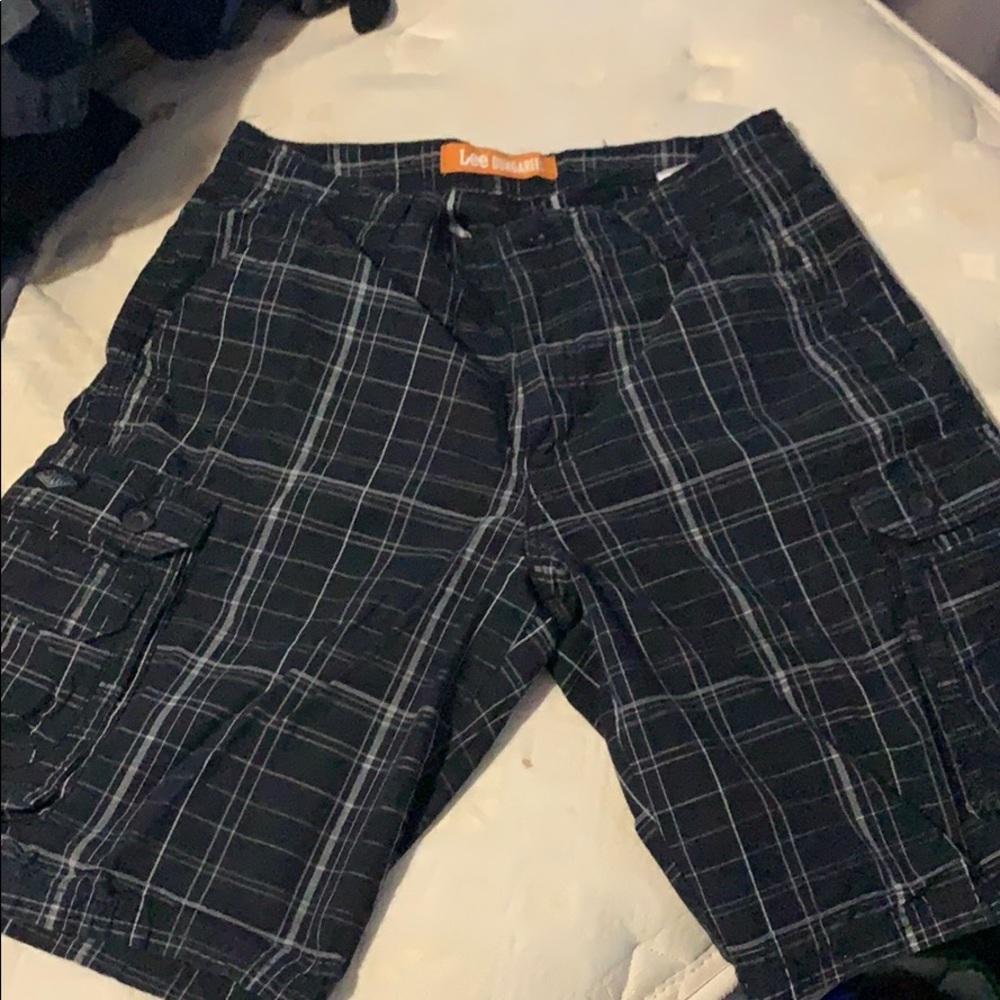 Men’s cargo shorts black with white lines